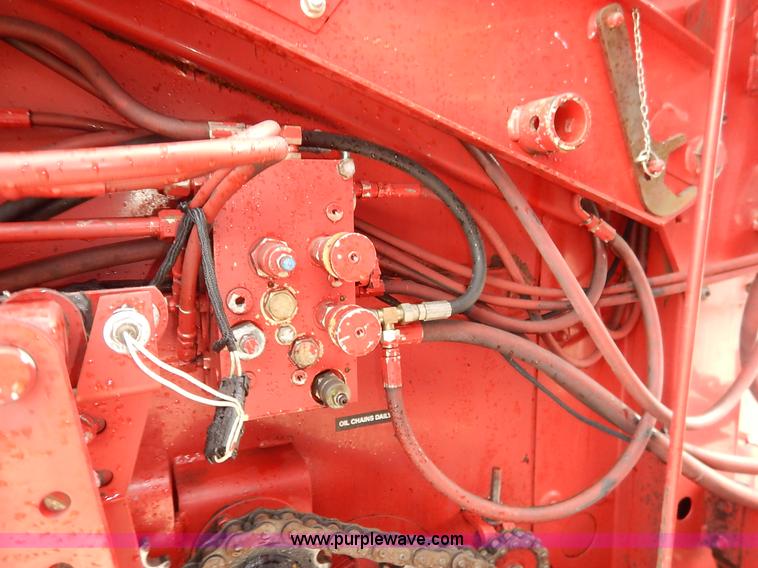 image for item J3844 2000 Case IH RS551 round baler
