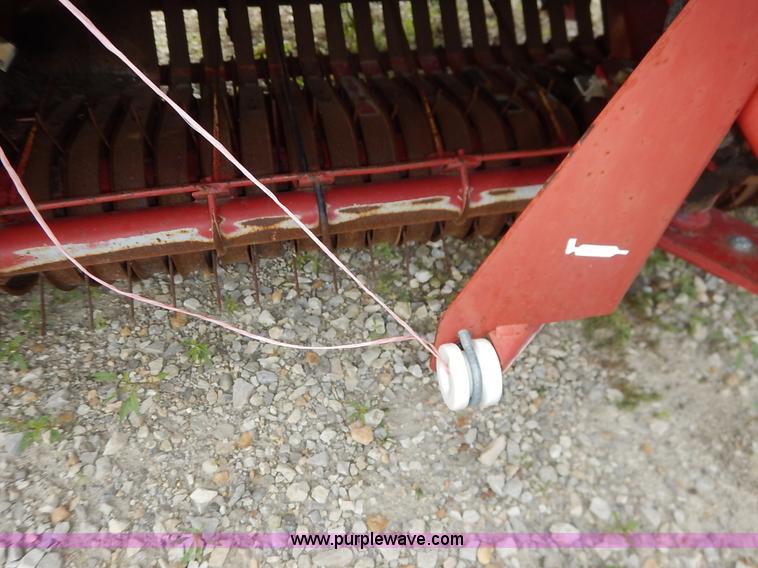 image for item J3884 2001 Case IH RS551 round baler