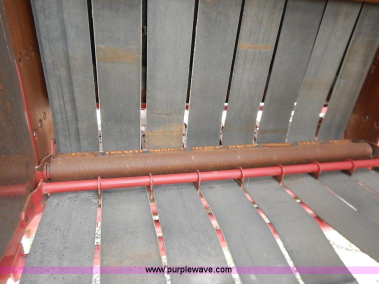 image for item J3884 2001 Case IH RS551 round baler