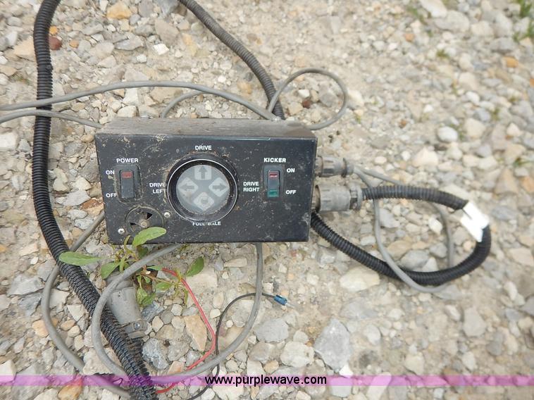 image for item J3884 2001 Case IH RS551 round baler