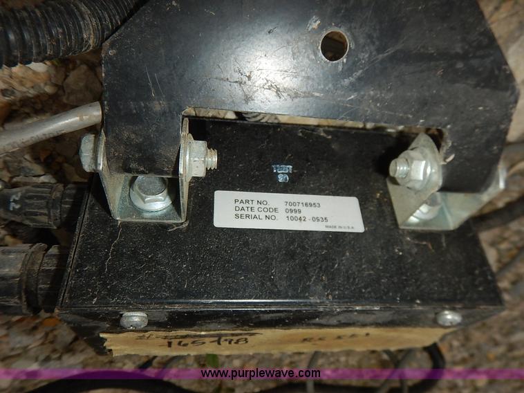 image for item J3884 2001 Case IH RS551 round baler