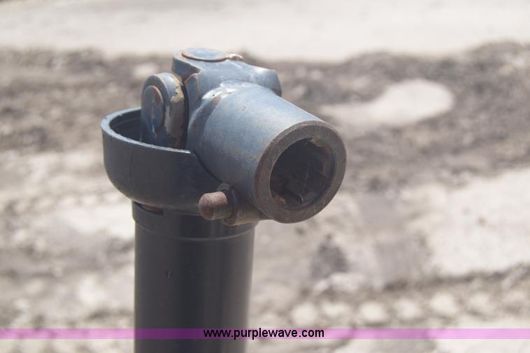 image for item J6509 Wilmar 500 fertilizer spreader