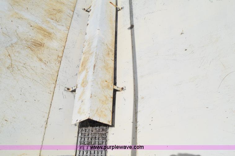 image for item J6509 Wilmar 500 fertilizer spreader