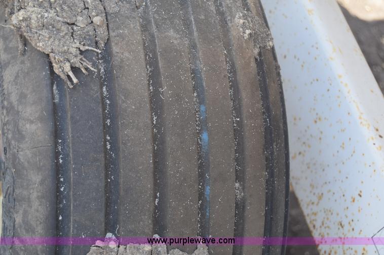 image for item J6509 Wilmar 500 fertilizer spreader