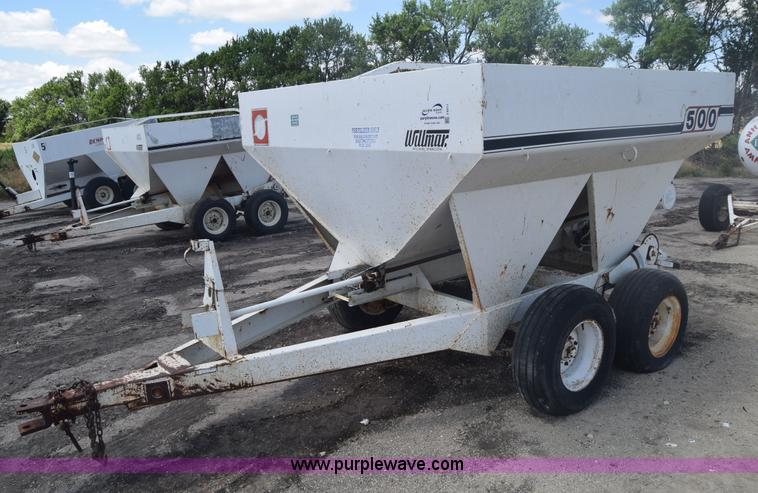 image for item J6511 Wilmar 500 fertilizer spreader