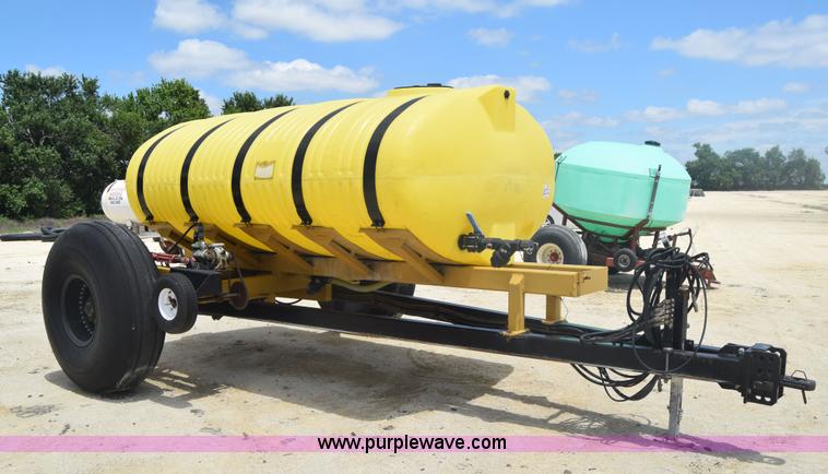 image for item J6517 Wako nurse tank trailer