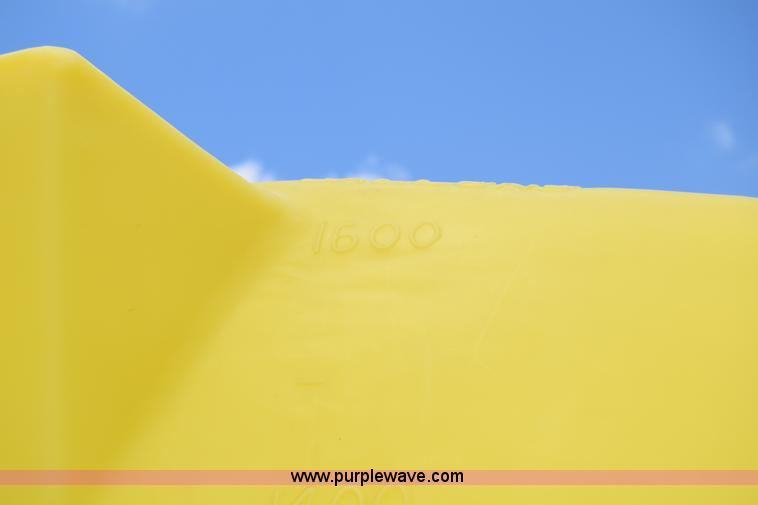 image for item J6517 Wako nurse tank trailer