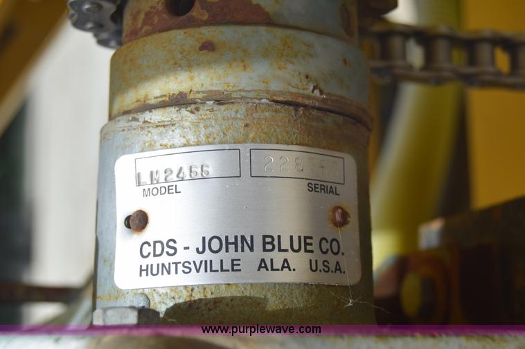 image for item J6517 Wako nurse tank trailer