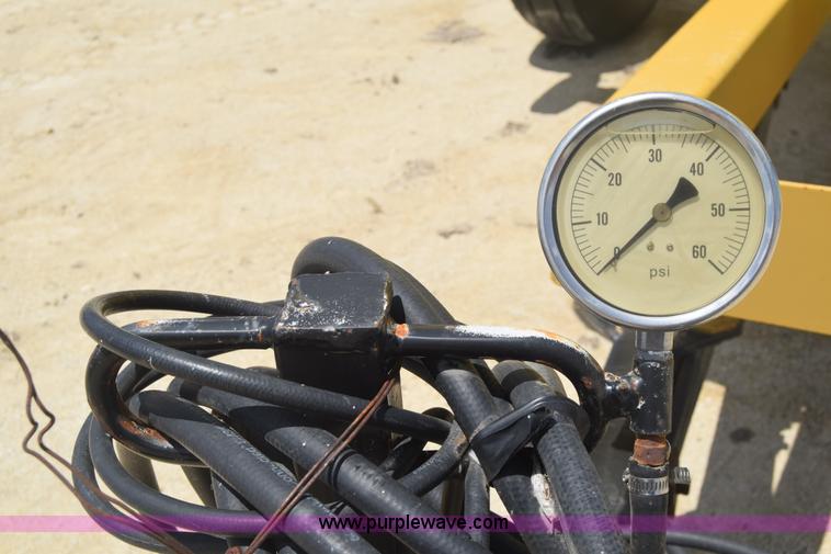 image for item J6517 Wako nurse tank trailer