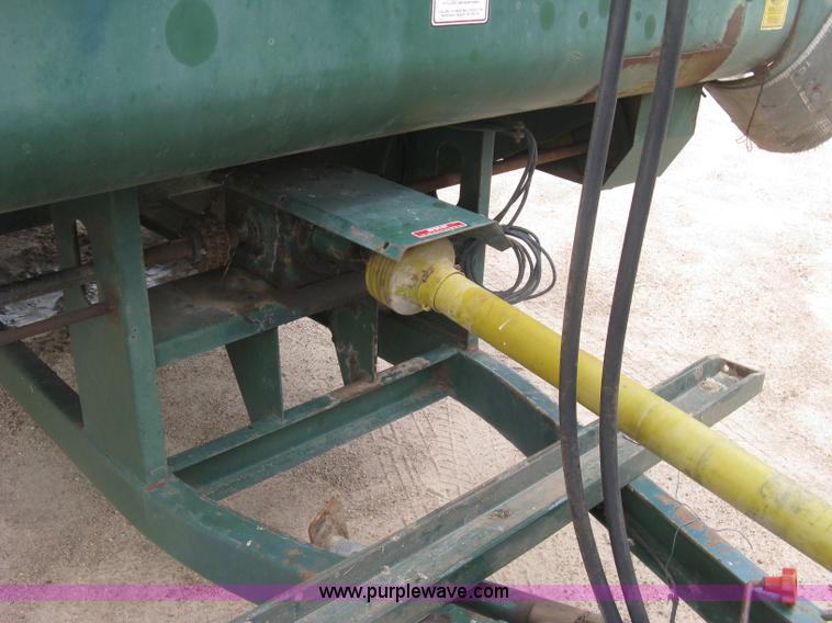 image for item J6540 Arts-Way Silamix 850-B feed wagon