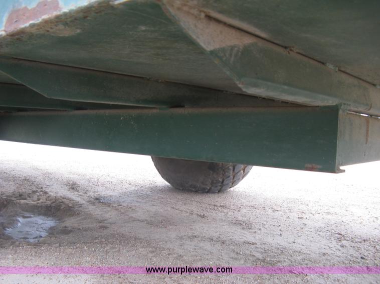 image for item J6540 Arts-Way Silamix 850-B feed wagon