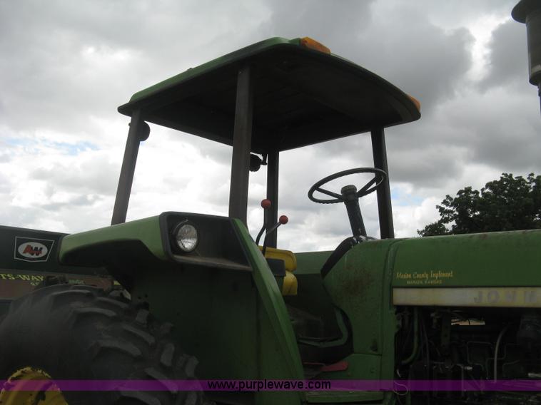 image for item J6541 1975 John Deere 4630 tractor