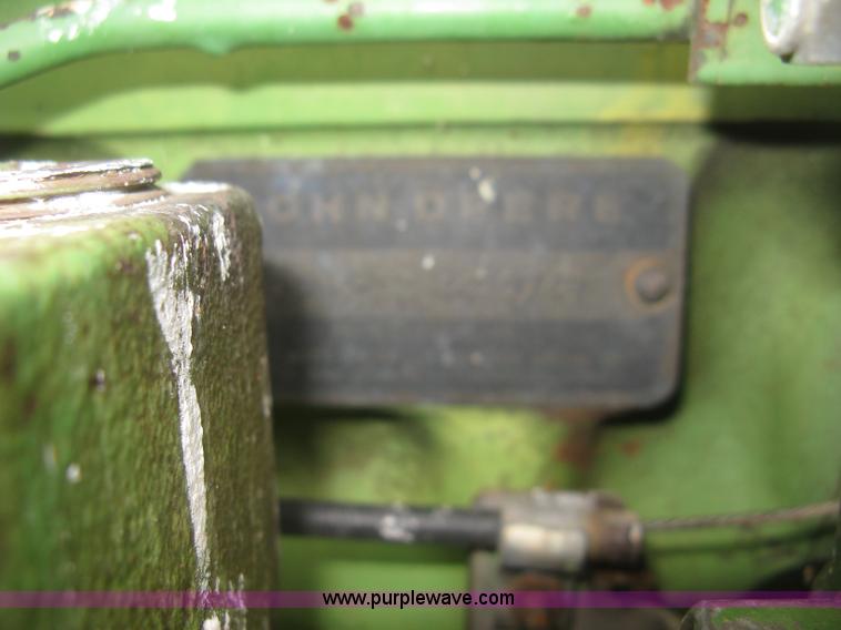 image for item J6541 1975 John Deere 4630 tractor