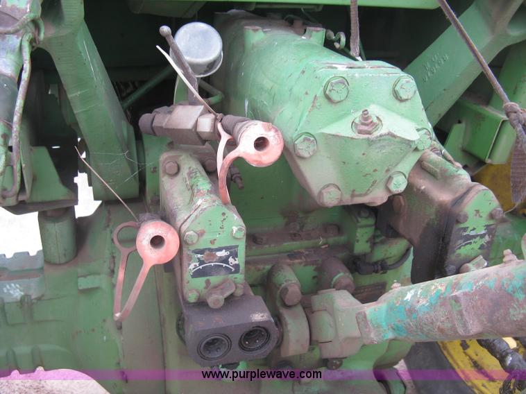 image for item J6541 1975 John Deere 4630 tractor