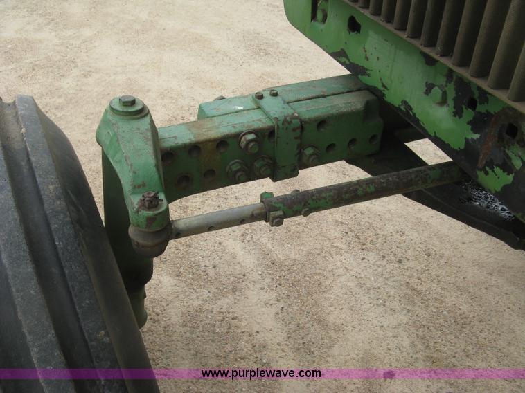 image for item J6541 1975 John Deere 4630 tractor