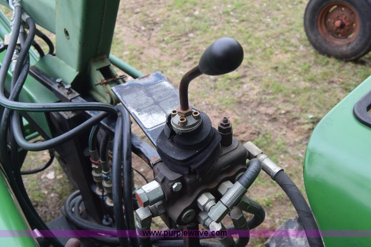 image for item J6563 1978 John Deere 2440 tractor