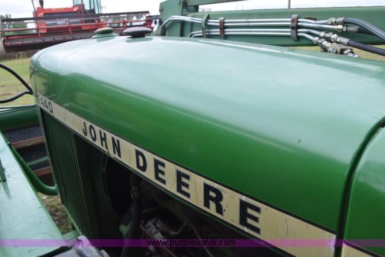 image for item J6563 1978 John Deere 2440 tractor