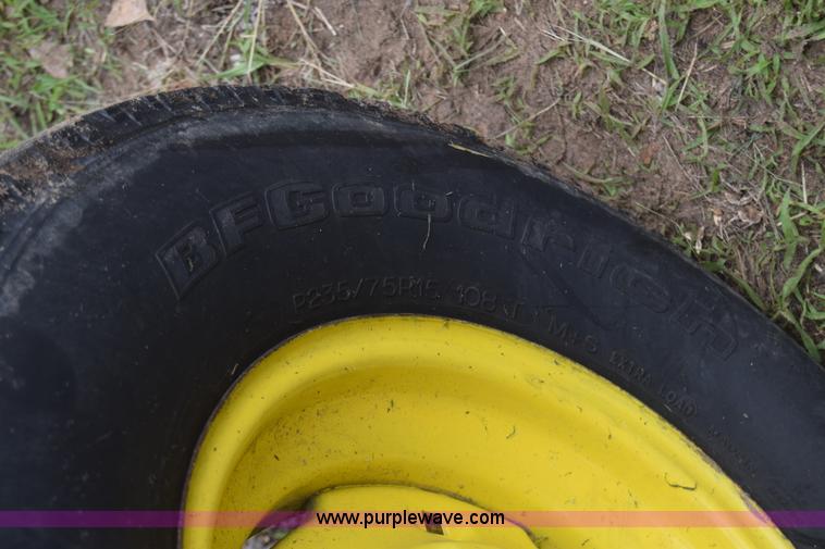 image for item J6563 1978 John Deere 2440 tractor