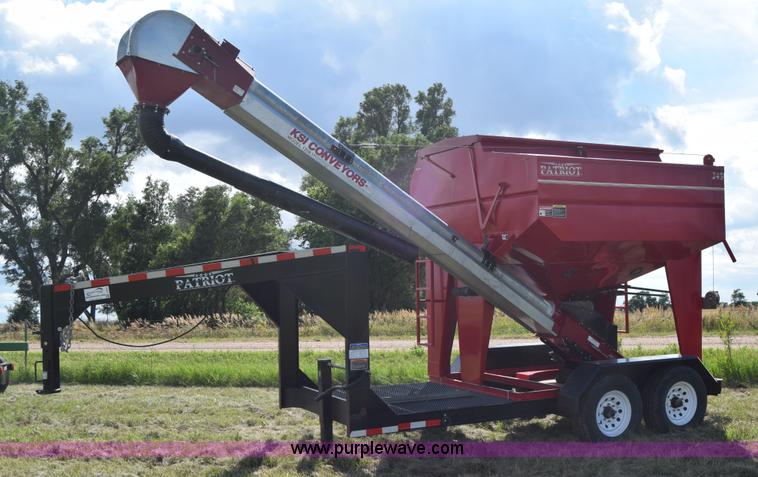 image for item J6573 Patriot 245 seed tender