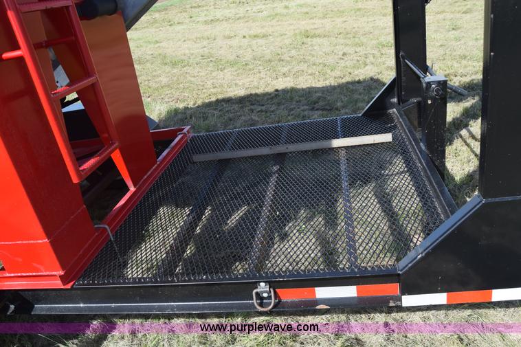 image for item J6573 Patriot 245 seed tender