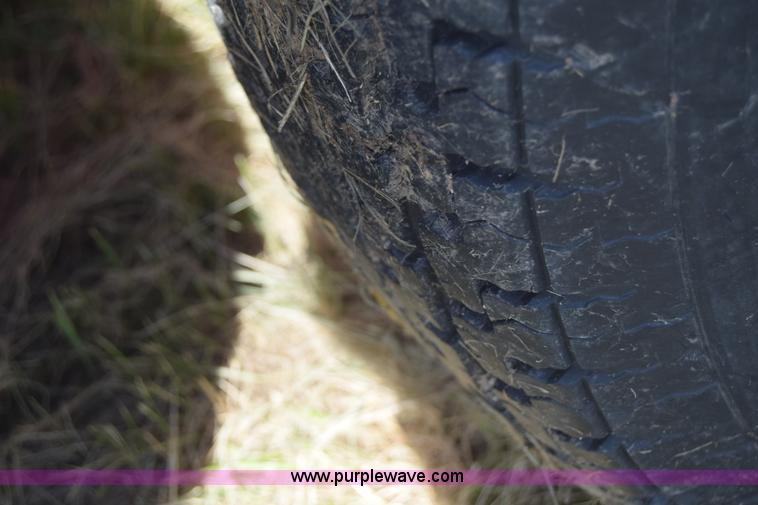 image for item J6573 Patriot 245 seed tender