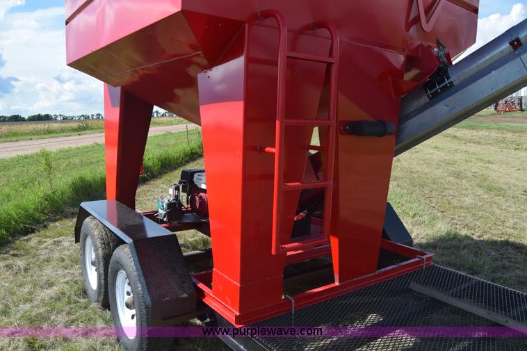 image for item J6573 Patriot 245 seed tender