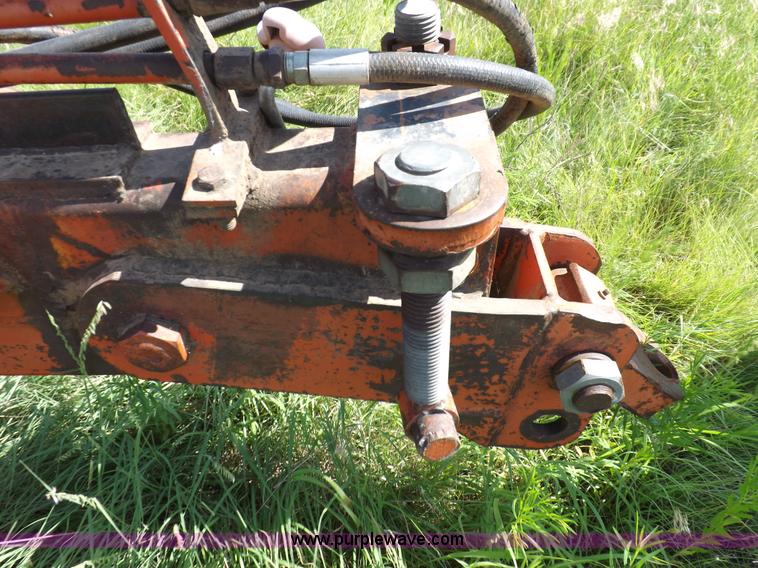 image for item J6961 Sunflower 7X5 sweep plow