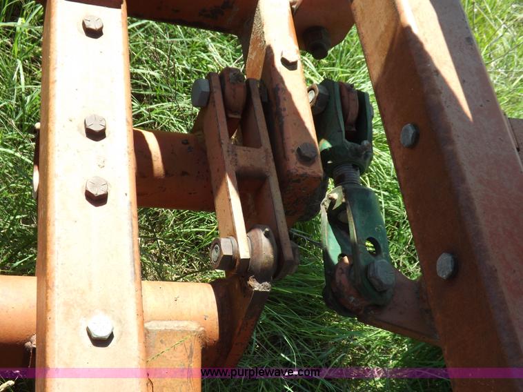 image for item J6961 Sunflower 7X5 sweep plow