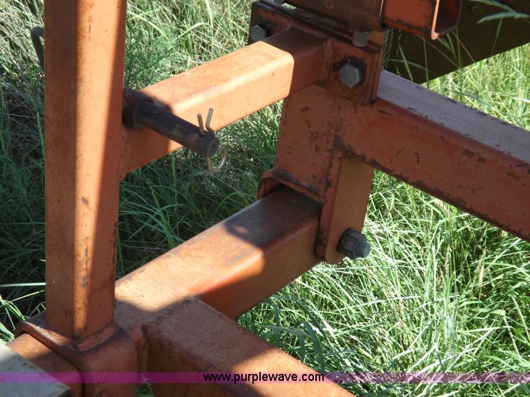 image for item J6961 Sunflower 7X5 sweep plow