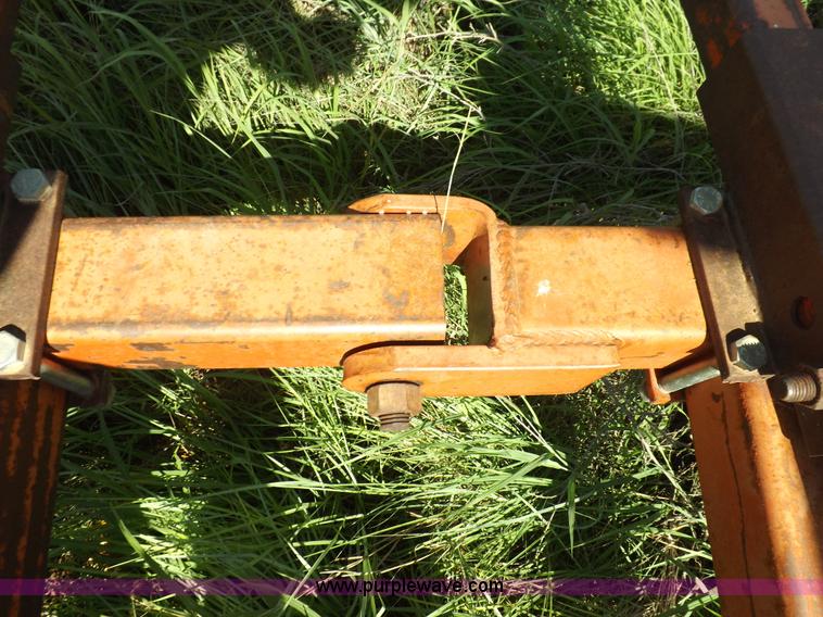 image for item J6961 Sunflower 7X5 sweep plow