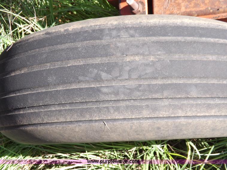 image for item J6961 Sunflower 7X5 sweep plow