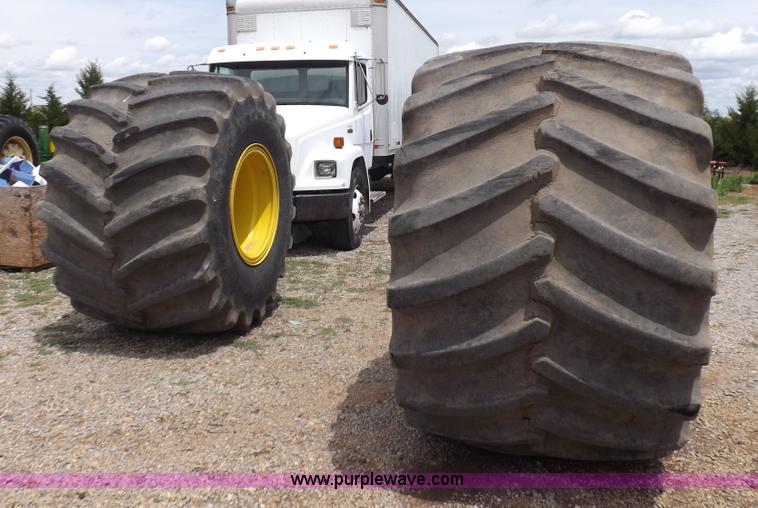 image for item J6994 (2) flotation tires