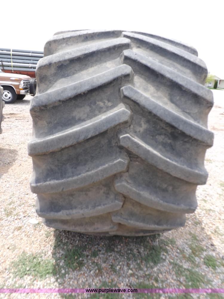 image for item J6994 (2) flotation tires