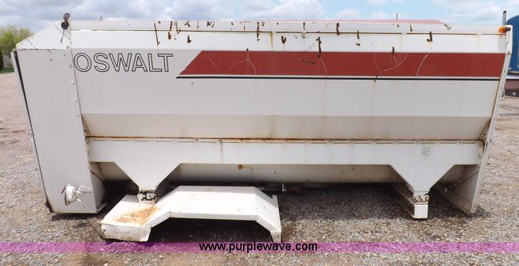 image for item J6997 Oswalt 320 mixer box