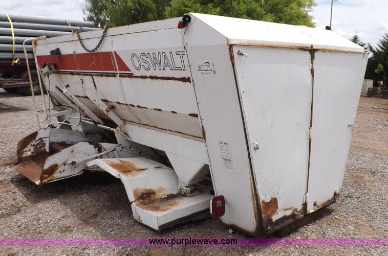 image for item J6997 Oswalt 320 mixer box