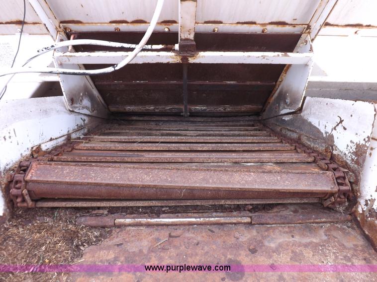 image for item J6997 Oswalt 320 mixer box