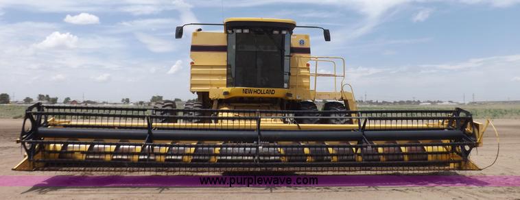 image for item J7000 1998 New Holland TR98 combine