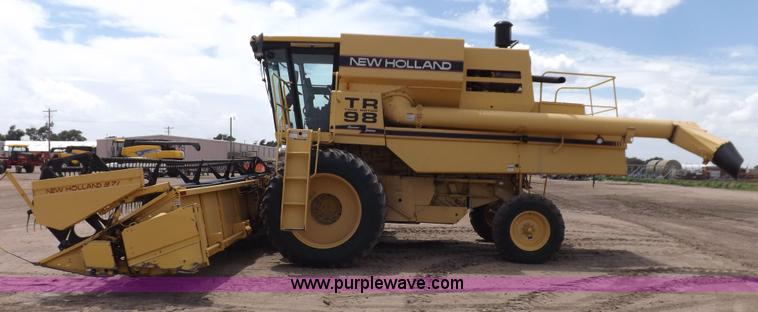 image for item J7000 1998 New Holland TR98 combine
