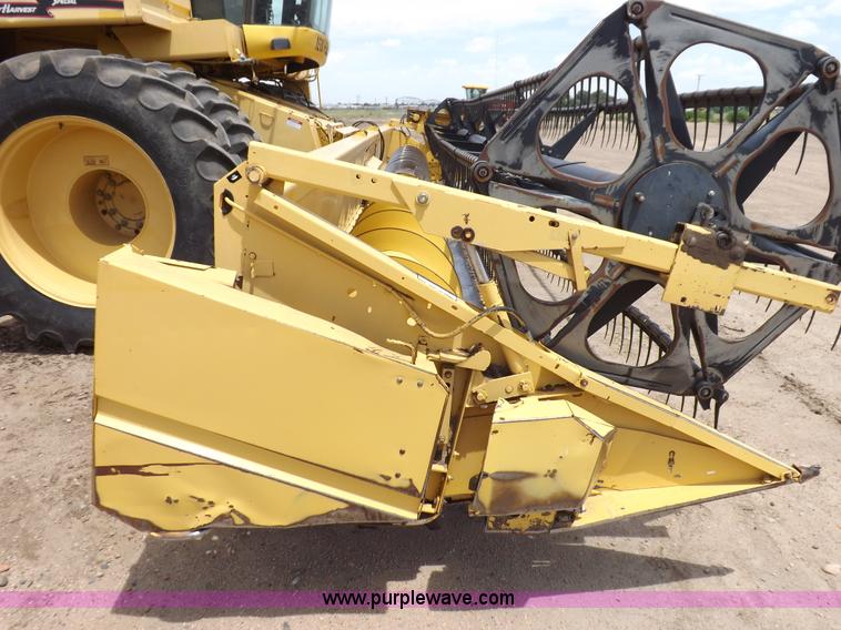 image for item J7000 1998 New Holland TR98 combine