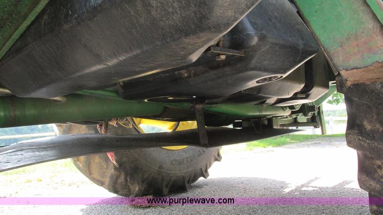 image for item J8533 2000 John Deere 6405 MFWD tractor