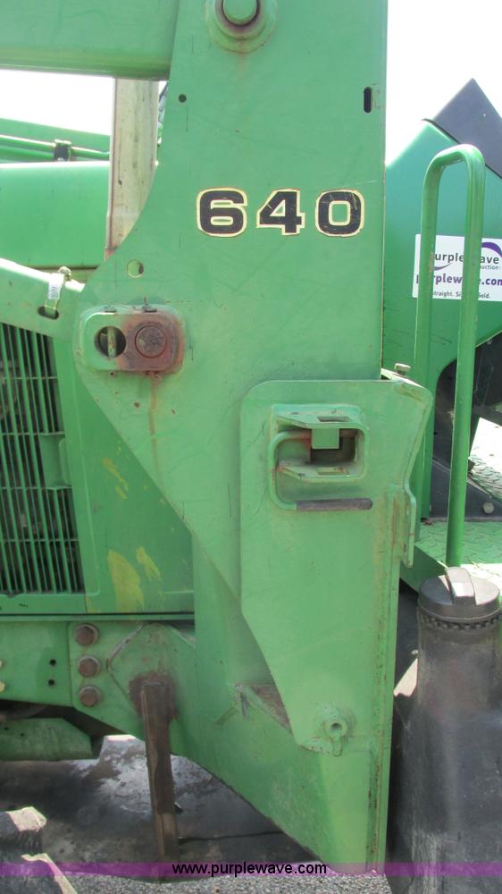 image for item J8533 2000 John Deere 6405 MFWD tractor