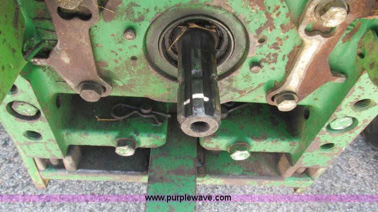 image for item J8533 2000 John Deere 6405 MFWD tractor