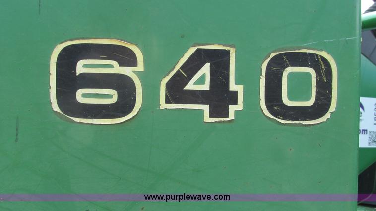 image for item J8533 2000 John Deere 6405 MFWD tractor