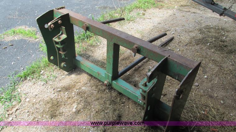 image for item J8533 2000 John Deere 6405 MFWD tractor