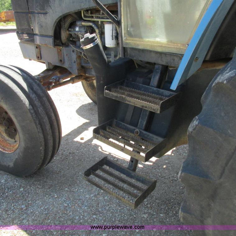 image for item K2159 1998 New Holland TS100 tractor