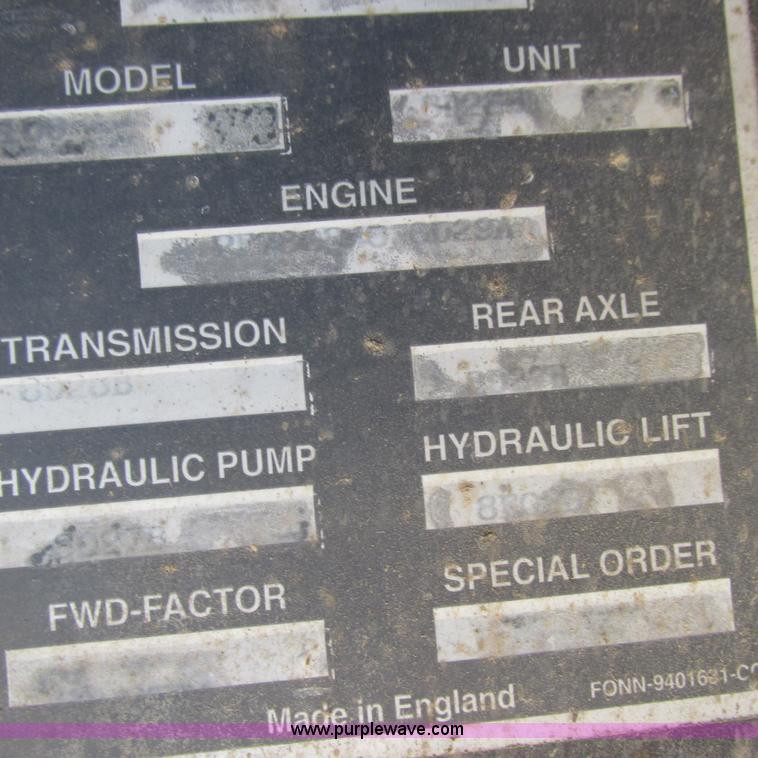 image for item K2159 1998 New Holland TS100 tractor