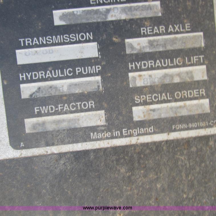 image for item K2159 1998 New Holland TS100 tractor