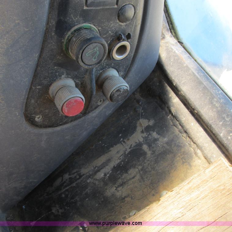 image for item K2159 1998 New Holland TS100 tractor