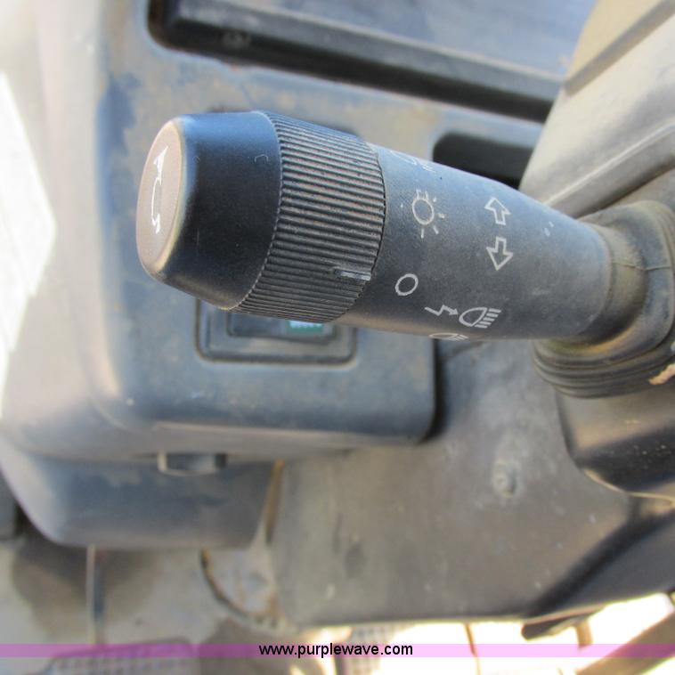 image for item K2159 1998 New Holland TS100 tractor