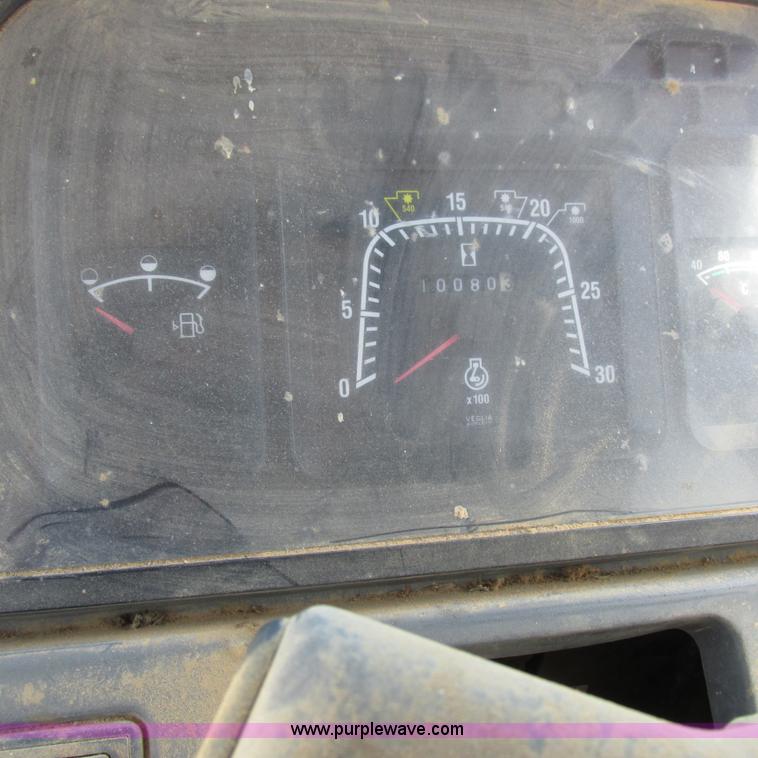 image for item K2159 1998 New Holland TS100 tractor